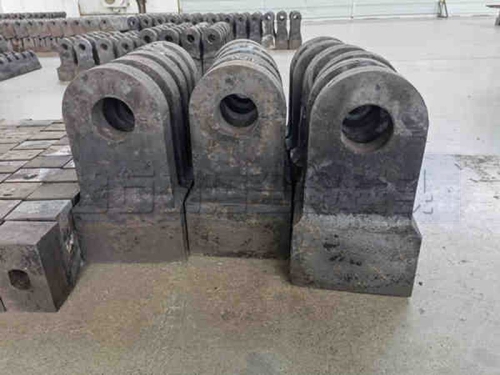 破碎機(jī)錘頭廠家為什么要讓寄送錘頭樣品？有什么好處？